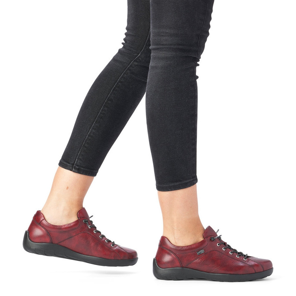 detail Dámské tenisky REMONTE RIE-10100322-W0 červená