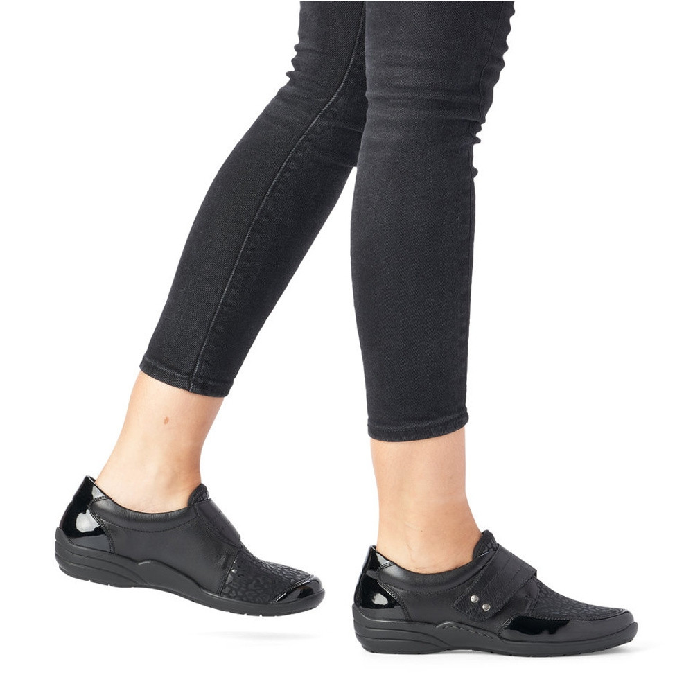 detail Dámské polobotky REMONTE RIE-10100328-W0 černá