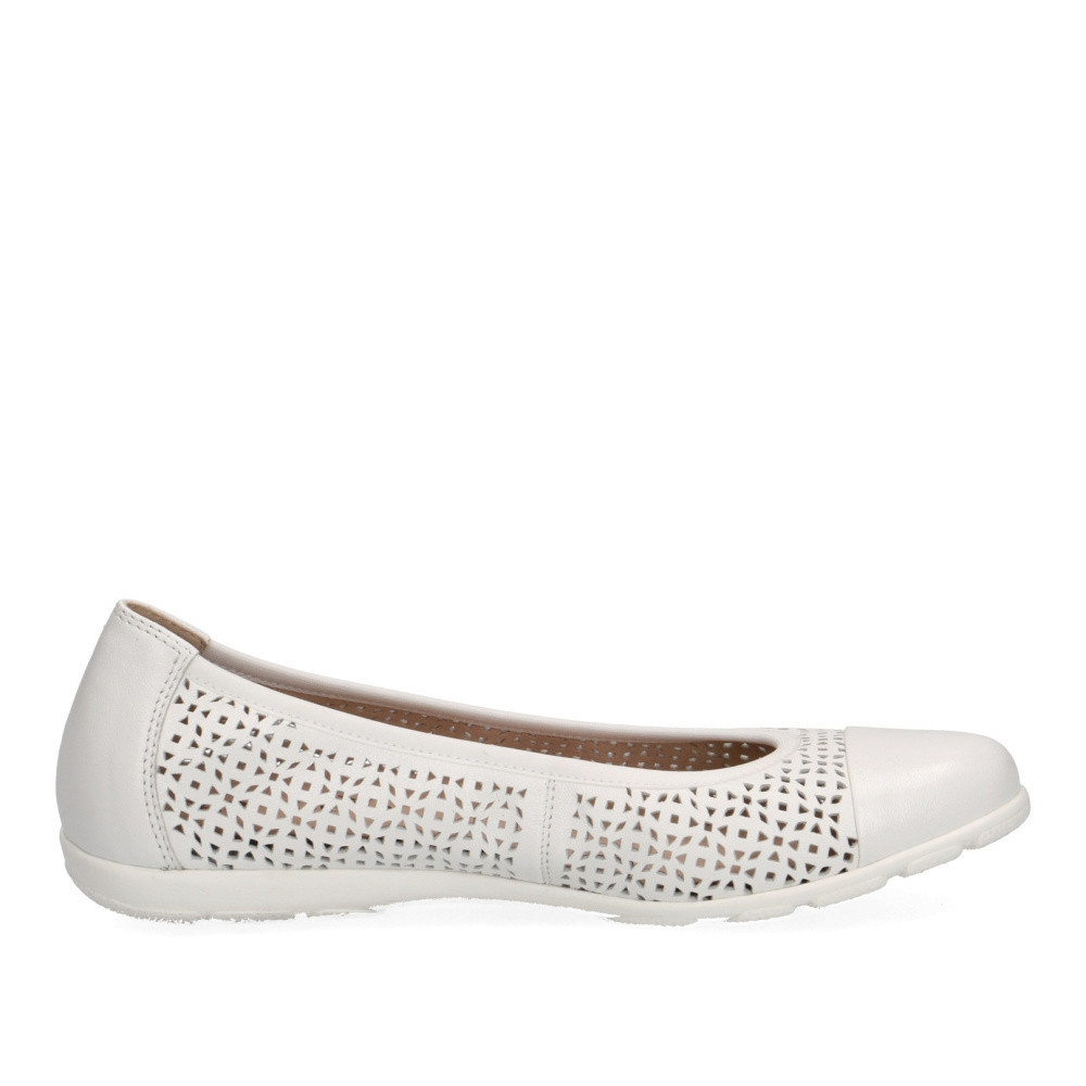 detail Dámské baleríny CAPRICE 22151-26-102 bílá S1