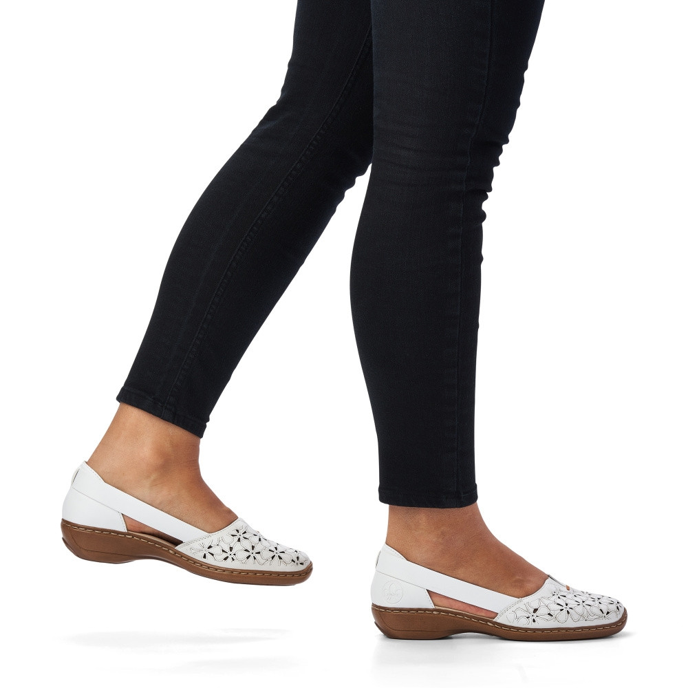 detail Dámské baleríny RIEKER 41356-80 bílá S5