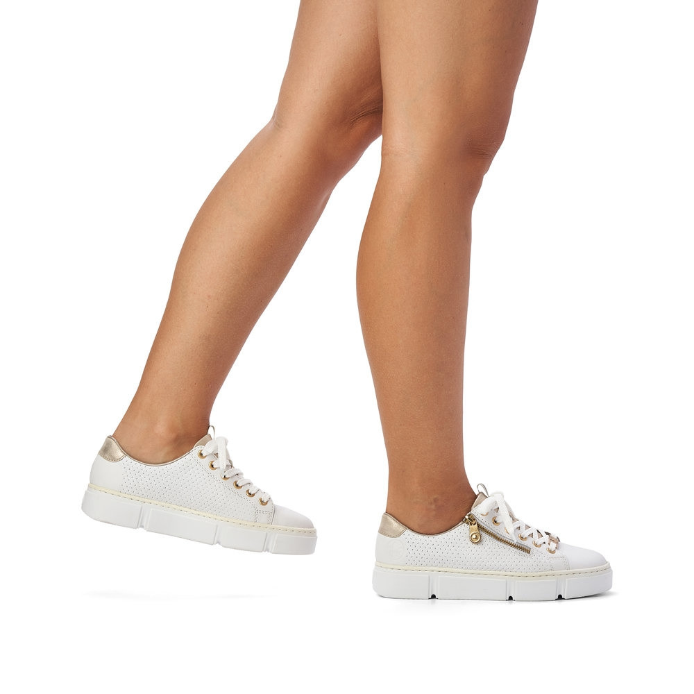 detail Dámské tenisky RIEKER N5932-80 bílá S5