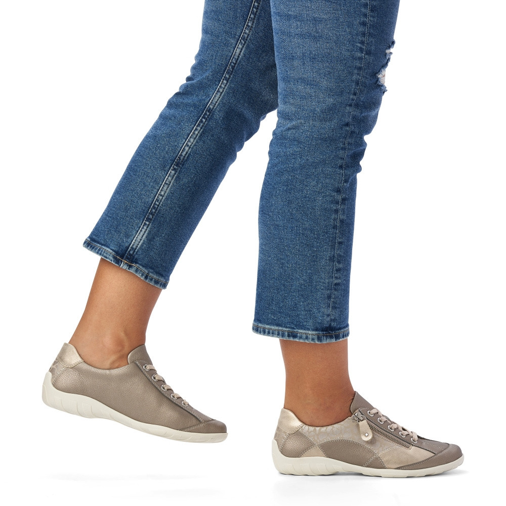 detail Dámské tenisky REMONTE RIE-10102204-S2 zlatá