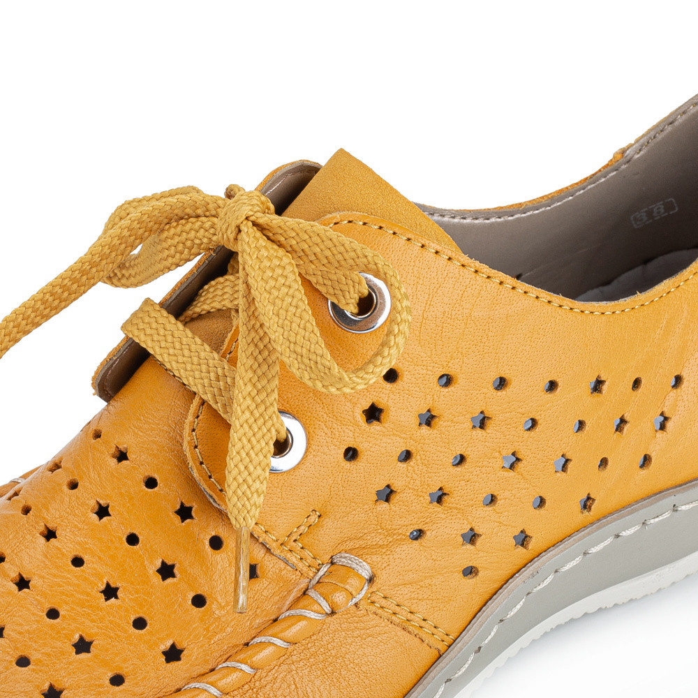 detail Dámské polobotky RIEKER L1716-68 žlutá S5