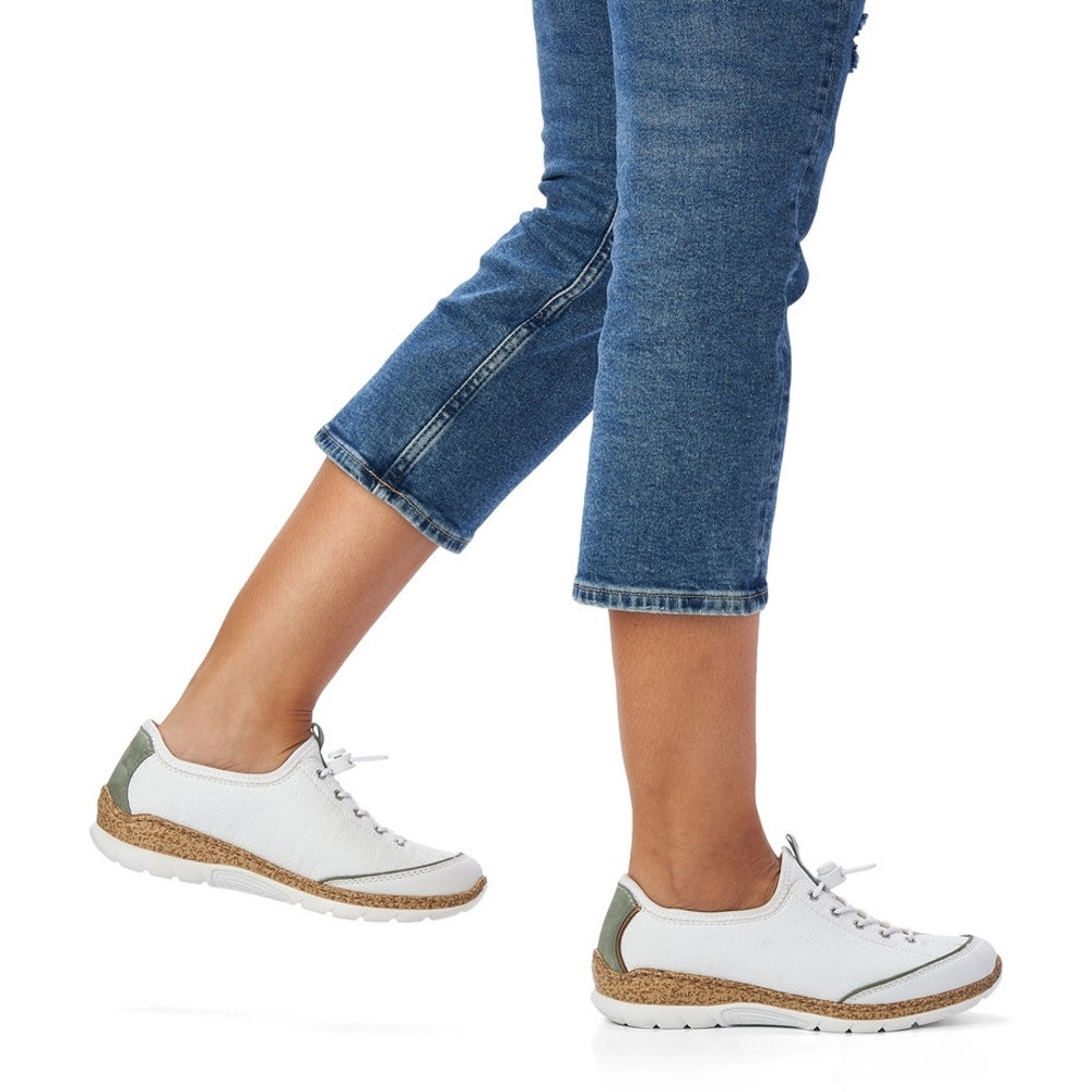 detail Dámské polobotky RIEKER RIE-10102422-S2 bílá