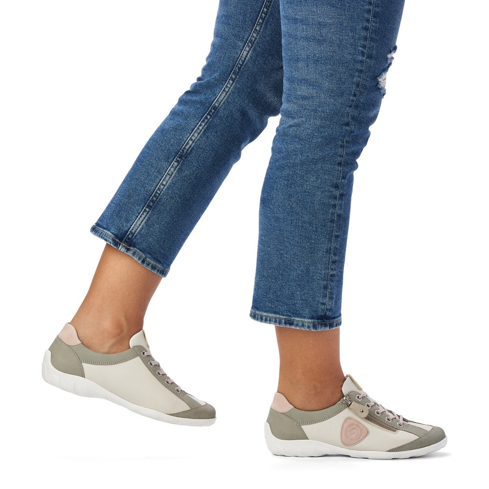 detail Dámské tenisky REMONTE RIE-10102473-S2 bílá