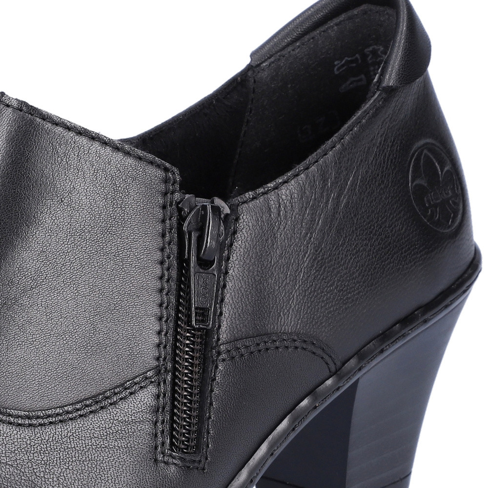 detail Dámské polobotky RIEKER 57173-02 černá W3