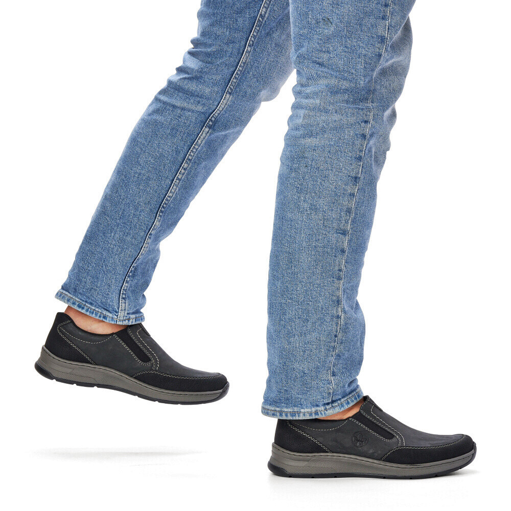 detail Pánske mokasíny RIEKER 14362-00 sivá W5