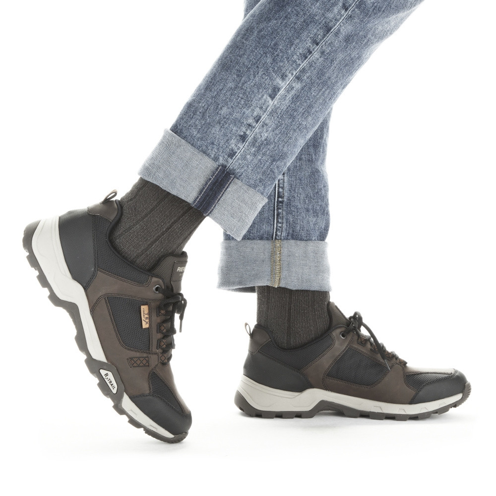 detail Pánské tenisky RIEKER 16604-00 černá W2