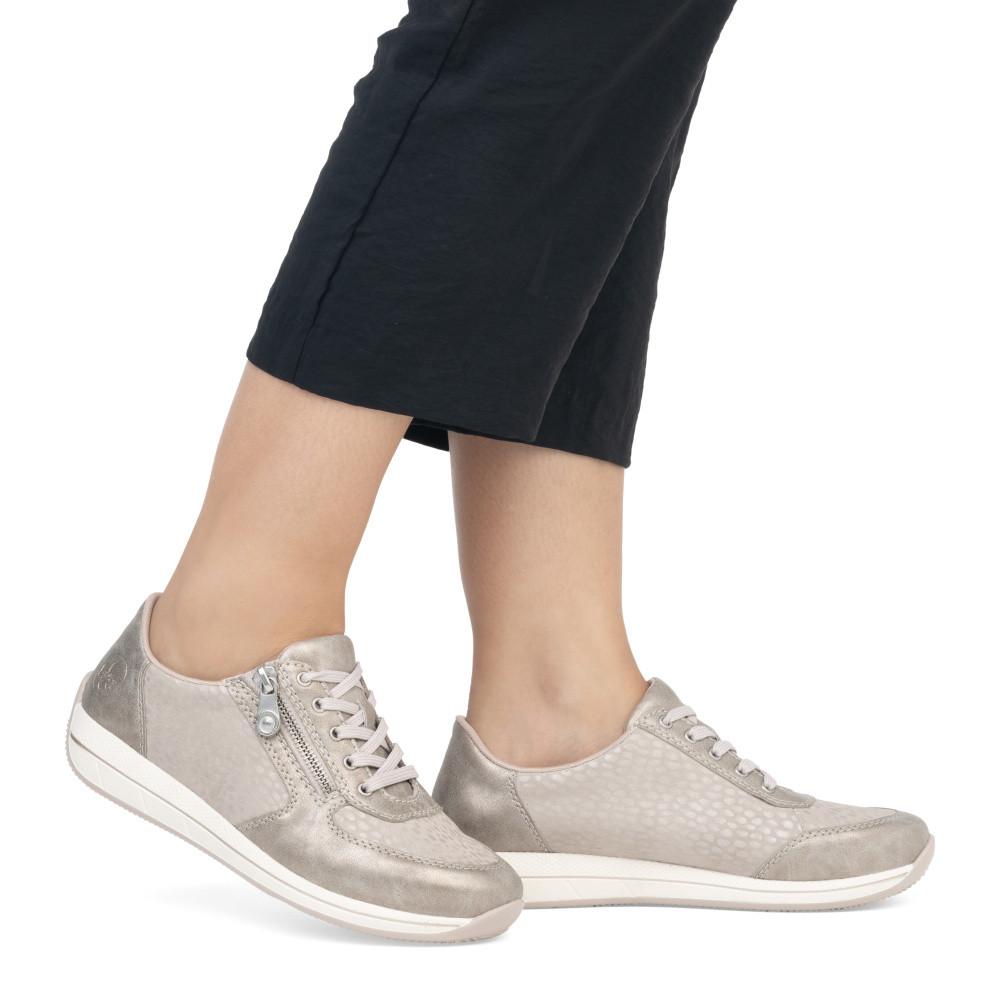 detail Dámské polobotky RIEKER N1112-60 béžová S6