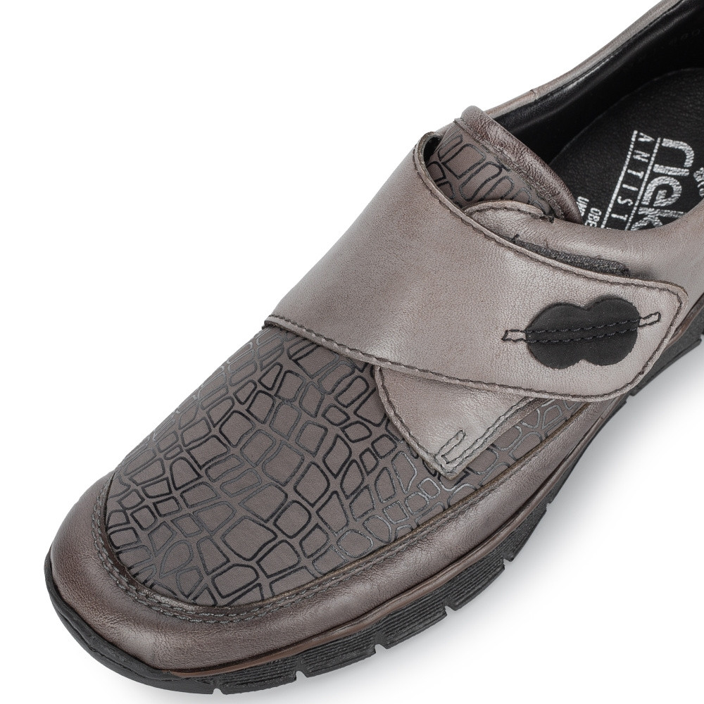 detail Dámske poltopánky RIEKER 537C0-42 sivá W3