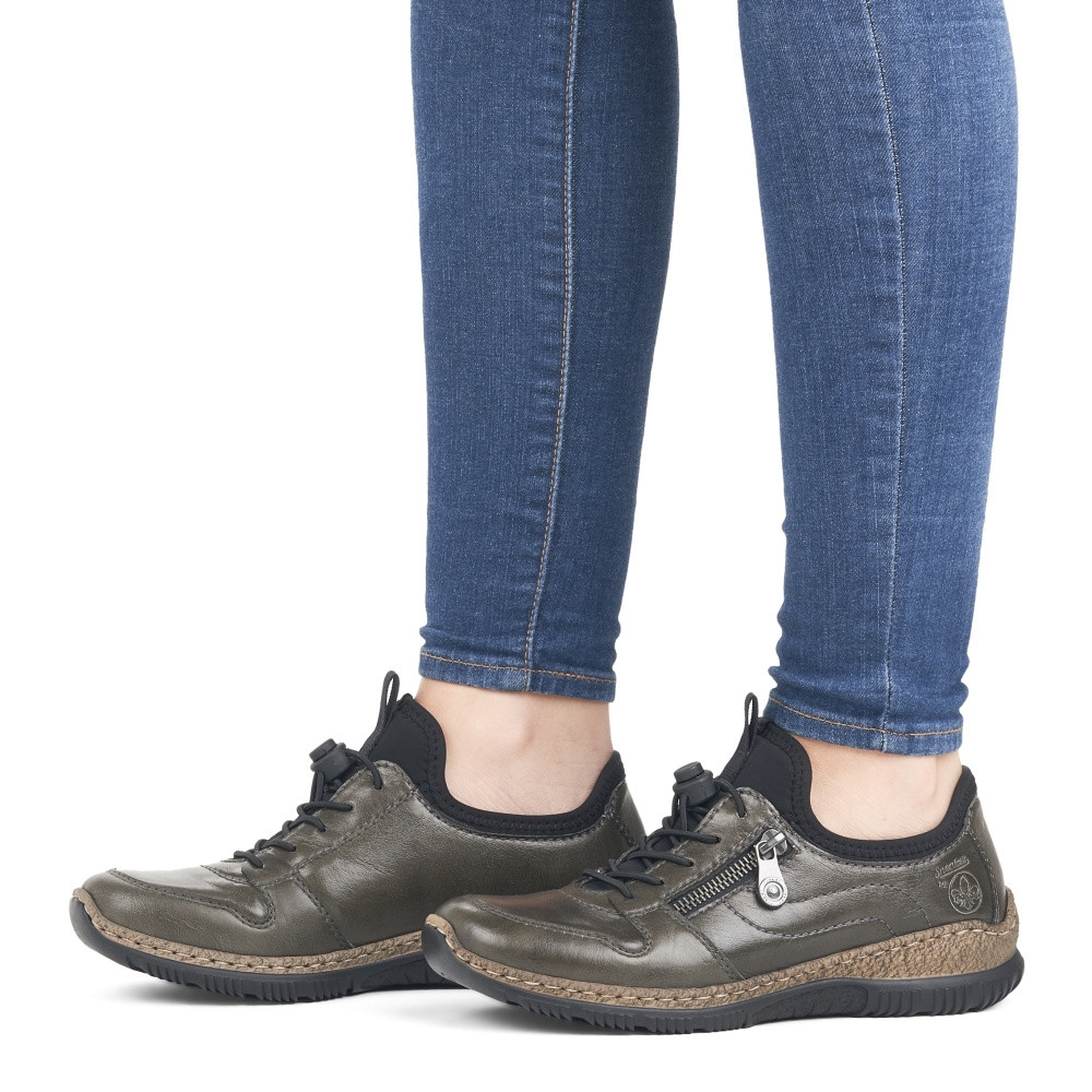 detail Dámské polobotky RIEKER N32G2-54 zelená W3