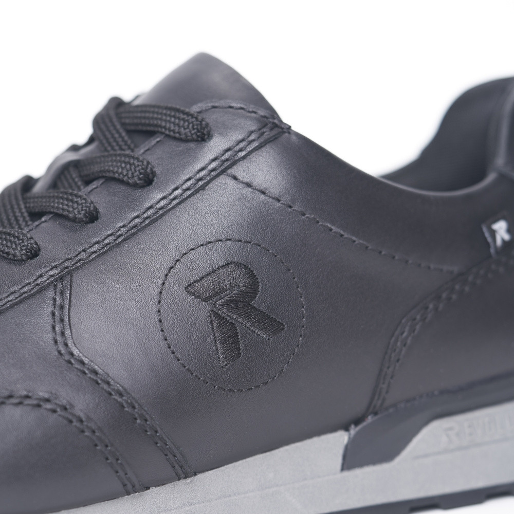 detail Pánské polobotky RIEKER U0304-00 černá W4