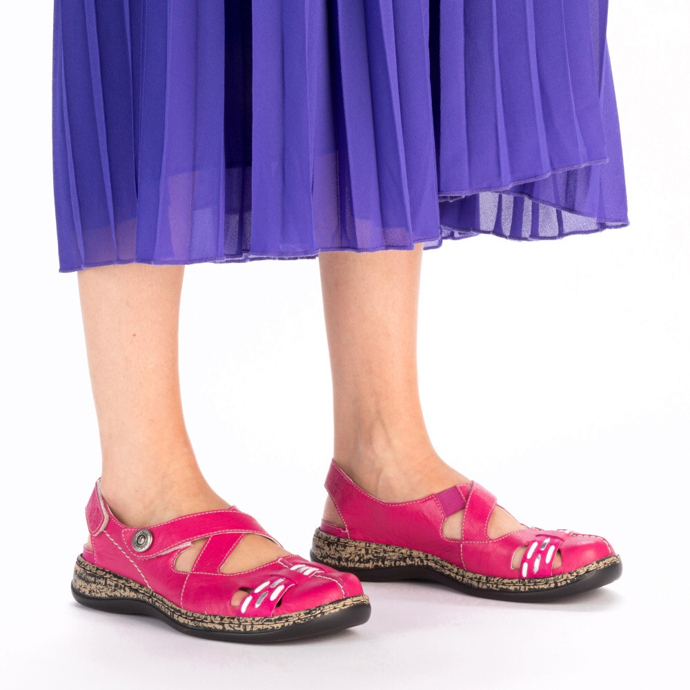 detail Dámské sandály RIEKER 46377-31 růžová S4