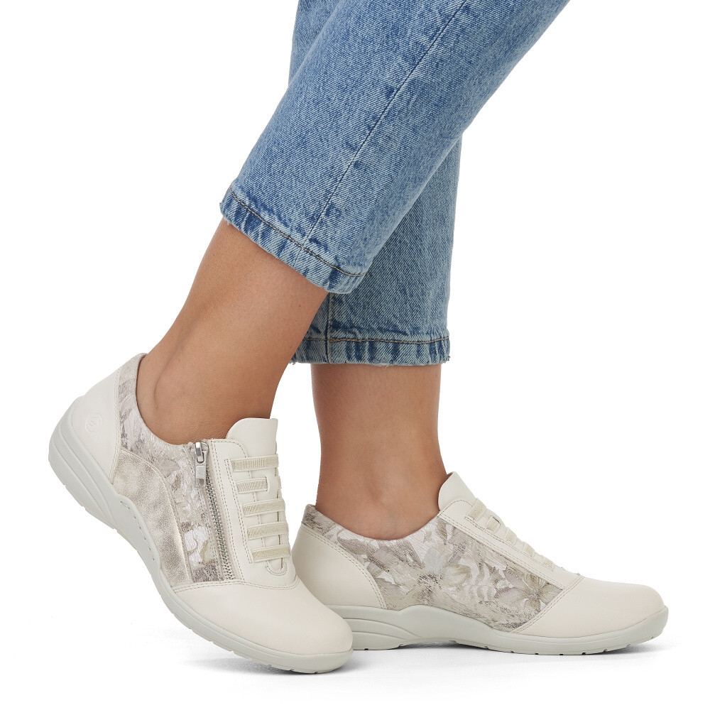 detail Dámské tenisky REMONTE R7679-60 béžová S4