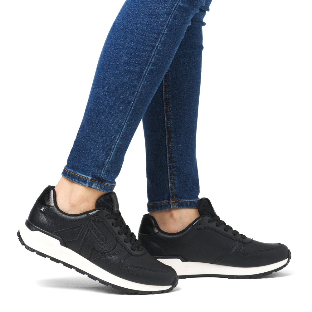 detail Dámske tenisky RIEKER REVOLUTION W0606-00 čierna W4