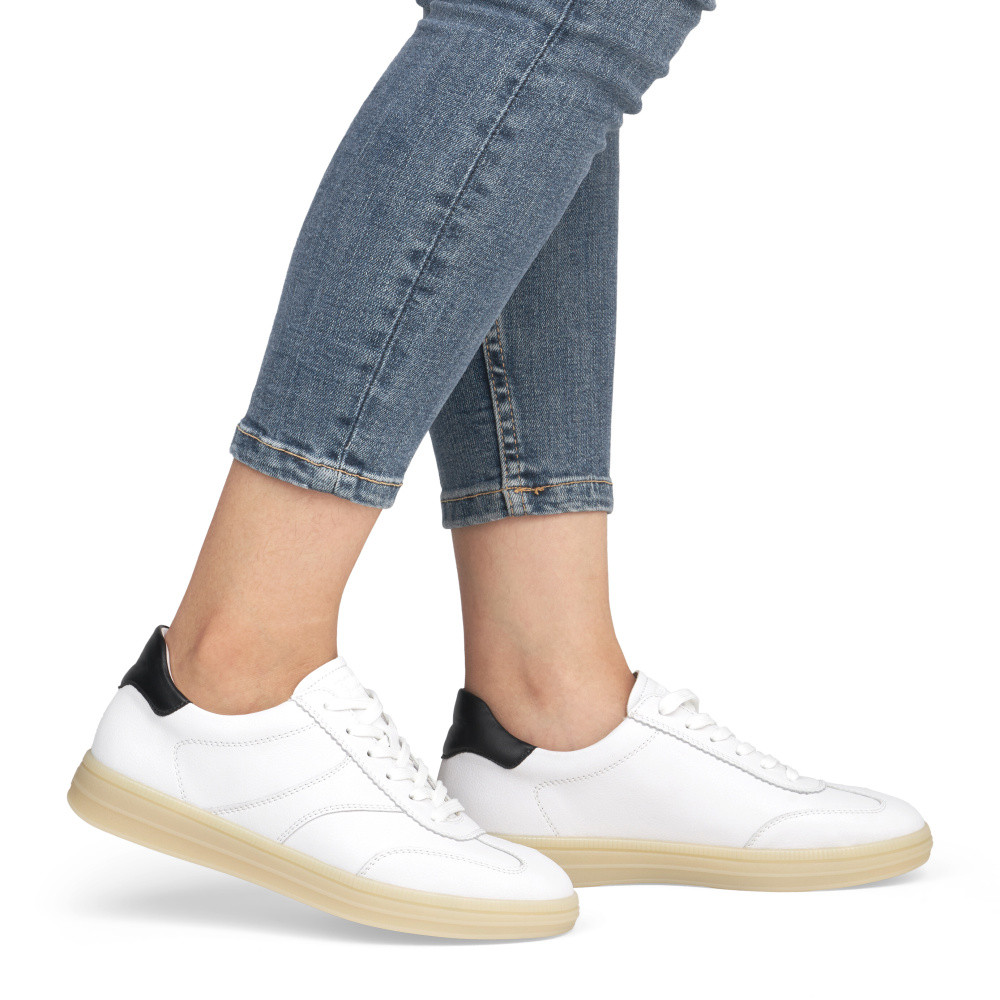 detail Dámské tenisky REMONTE D2C01-82 bílá S5