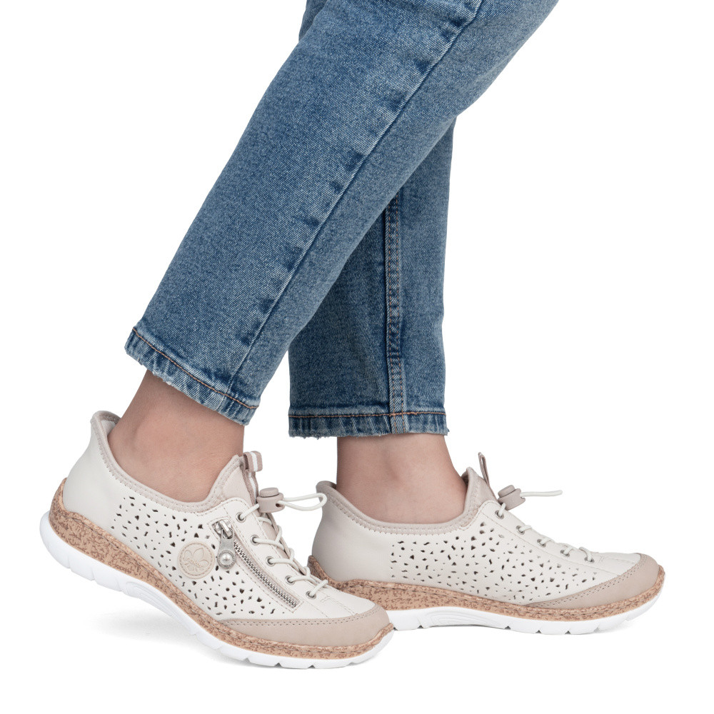 detail Dámské polobotky RIEKER N42V3-60 béžová S6