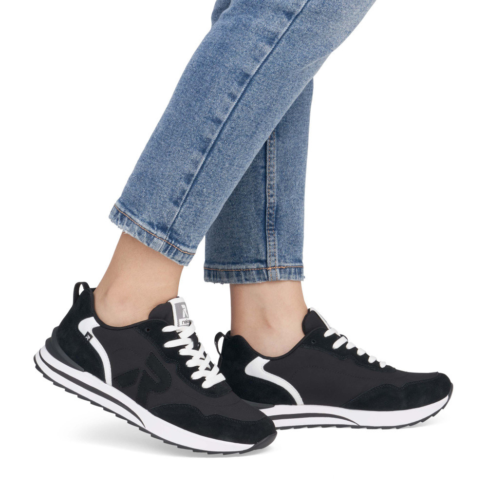 detail Dámské tenisky RIEKER W2403-00 černá S5