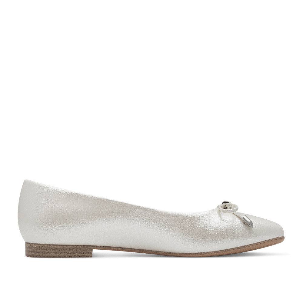 detail Dámské baleríny TAMARIS 22105-44-229 stříbrná S5