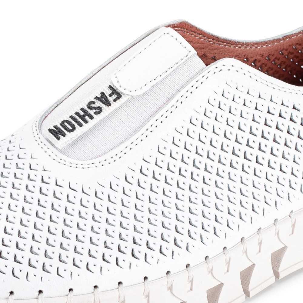 detail Dámské mokasíny IBERIUS P420-2002-619 bílá S5