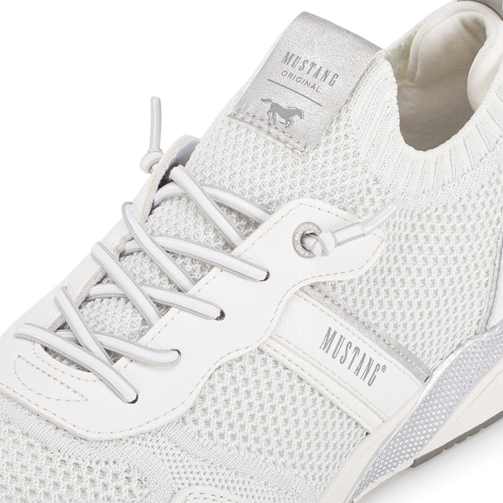 detail Dámské tenisky MUSTANG 1358321-1 bílá S5