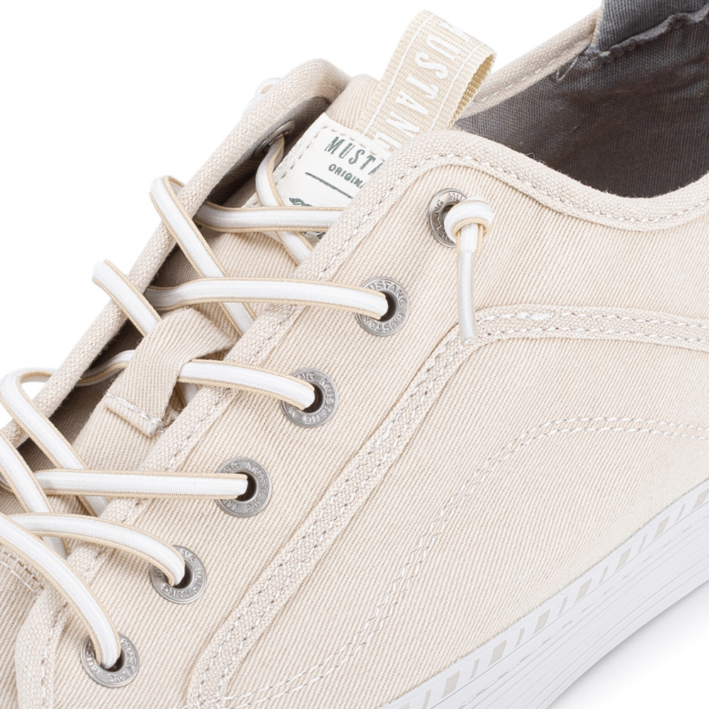 detail Dámské tenisky MUSTANG 1376308-243 béžová S5