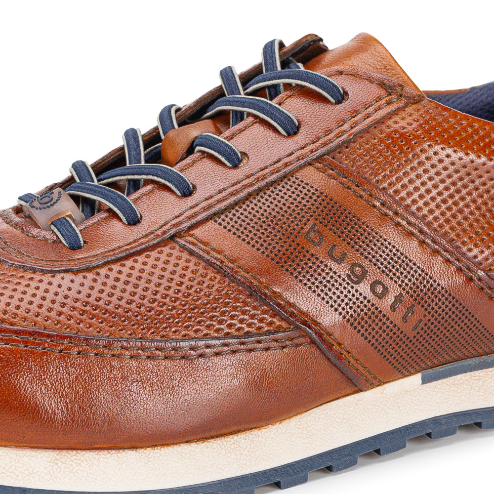 detail Pánské tenisky BUGATTI 331-ARX01-4100 hnědá S5