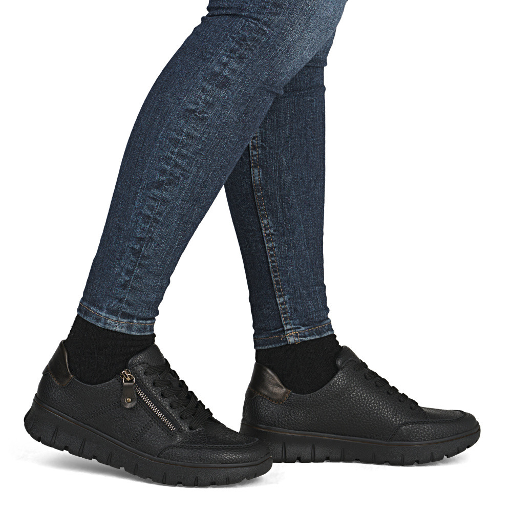 detail Dámské tenisky RIEKER N1301-00 černá W5