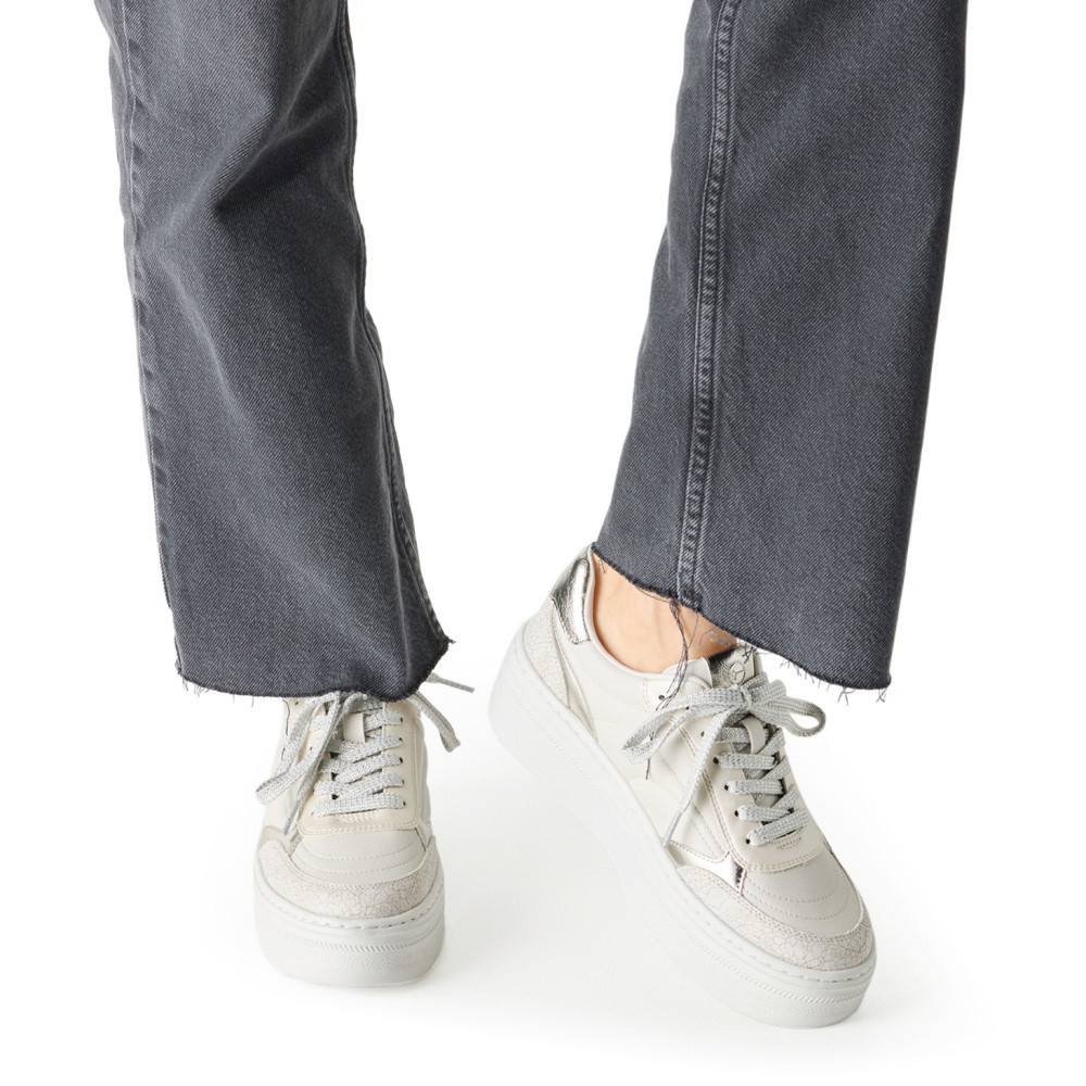 detail Dámské tenisky TAMARIS 23756-45-171 bílá W5