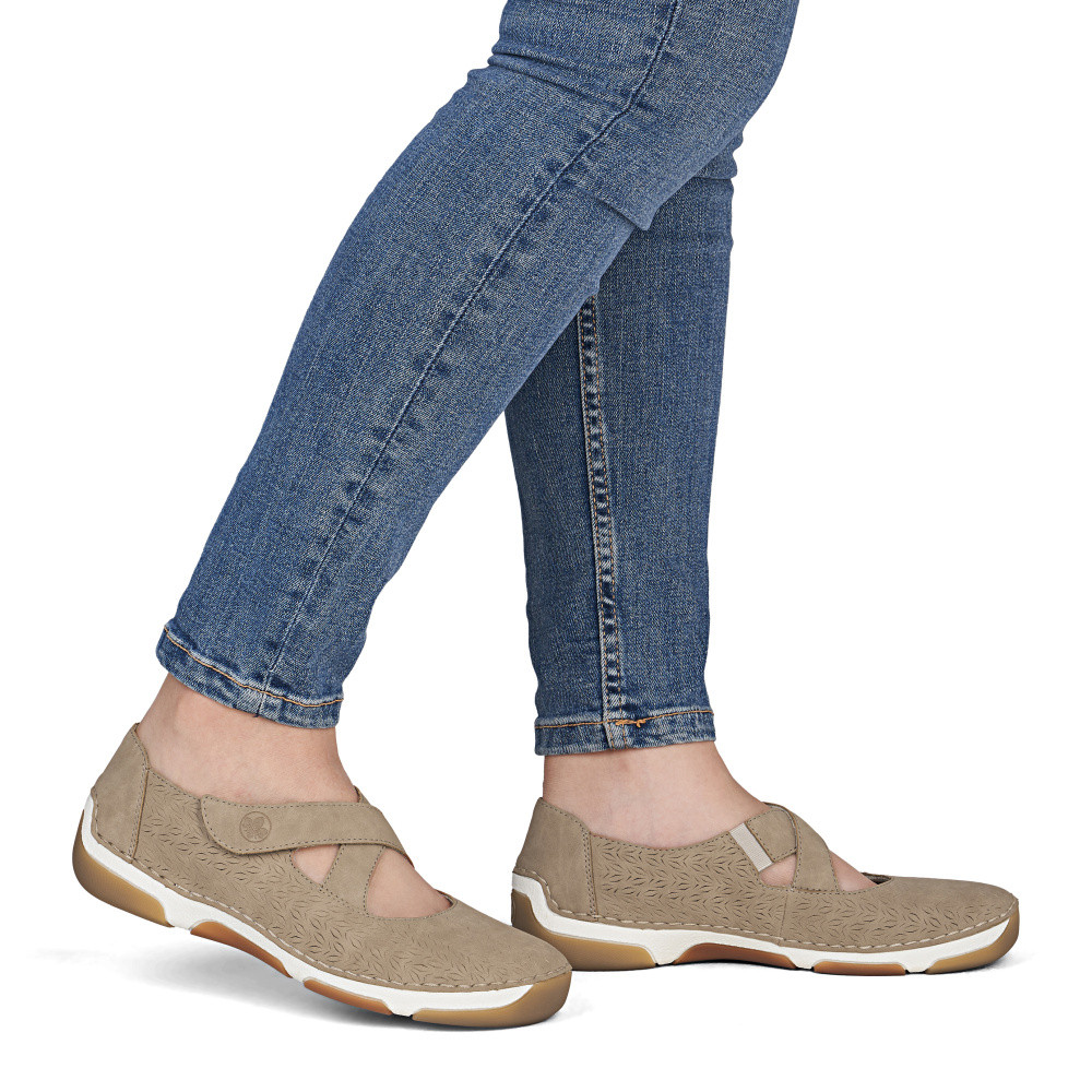 detail Dámské baleríny RIEKER 55958-20 béžová S6