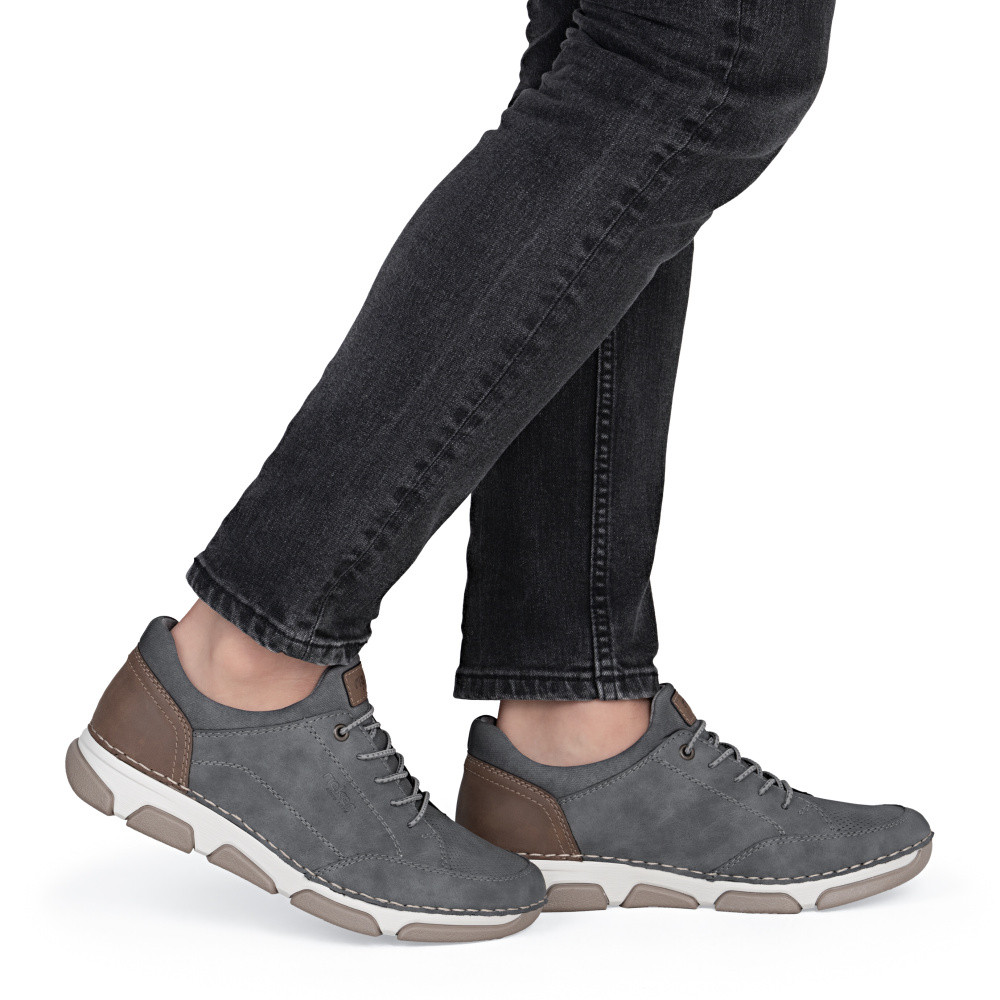 detail Pánské polobotky RIEKER 15950-45 šedá S6