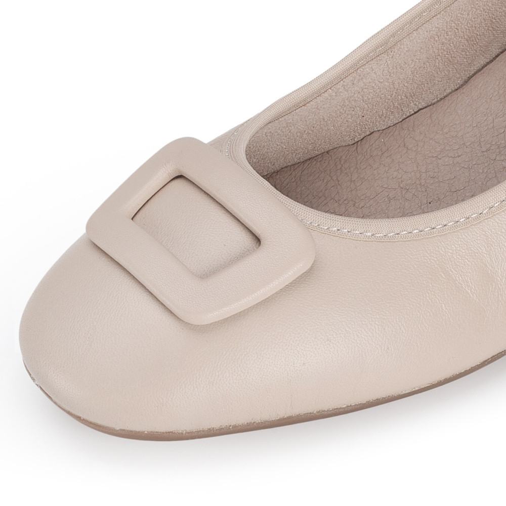 detail Dámské lodičky RIEKER 43453-62 béžová S6