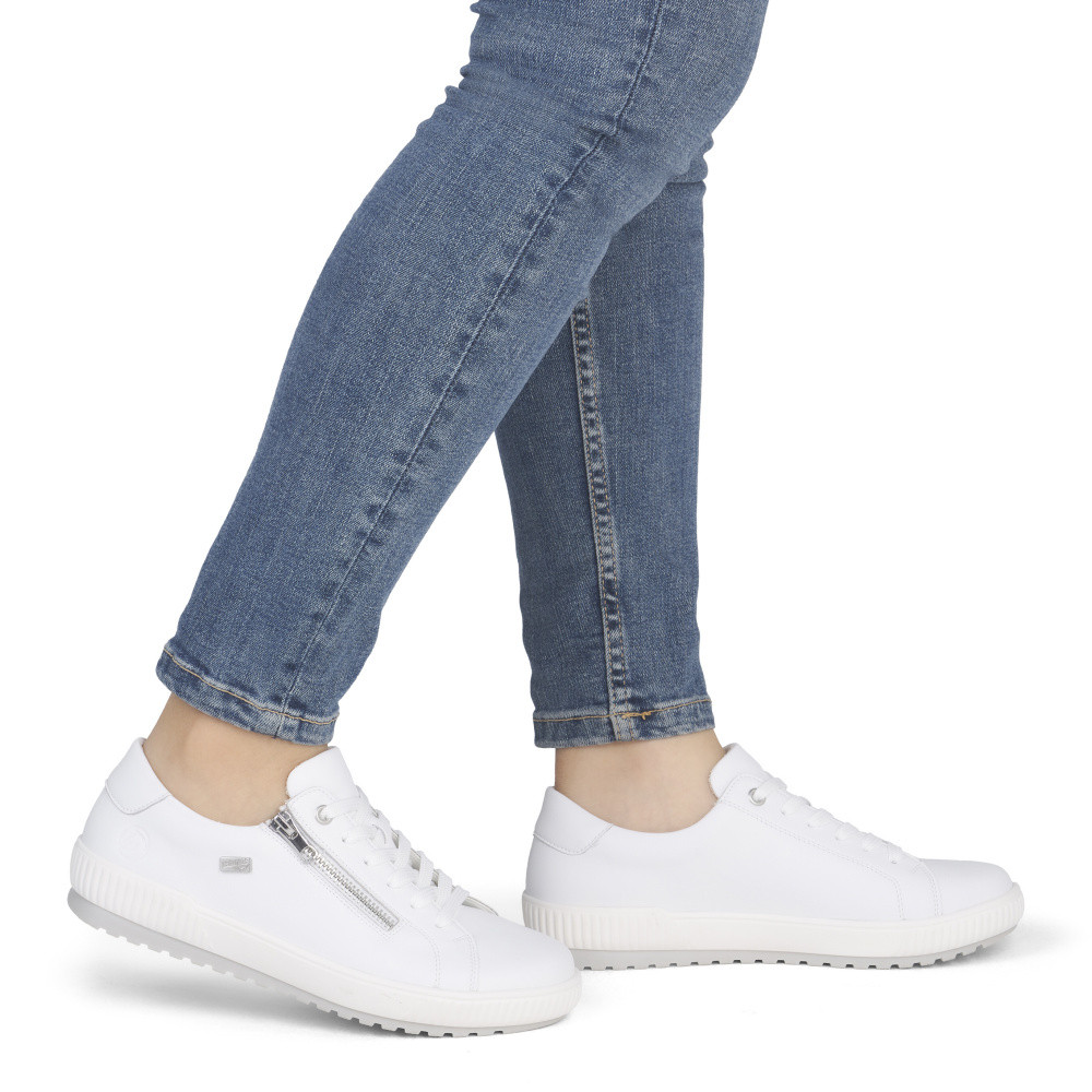 detail Dámské tenisky REMONTE D0700-80 bílá S6