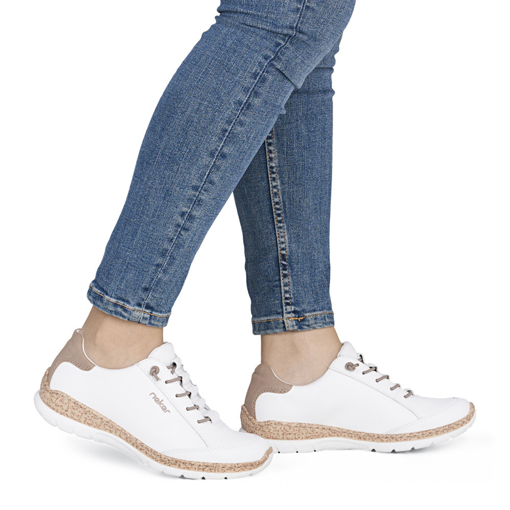 detail Dámské polobotky RIEKER N42K5-80 bílá S6