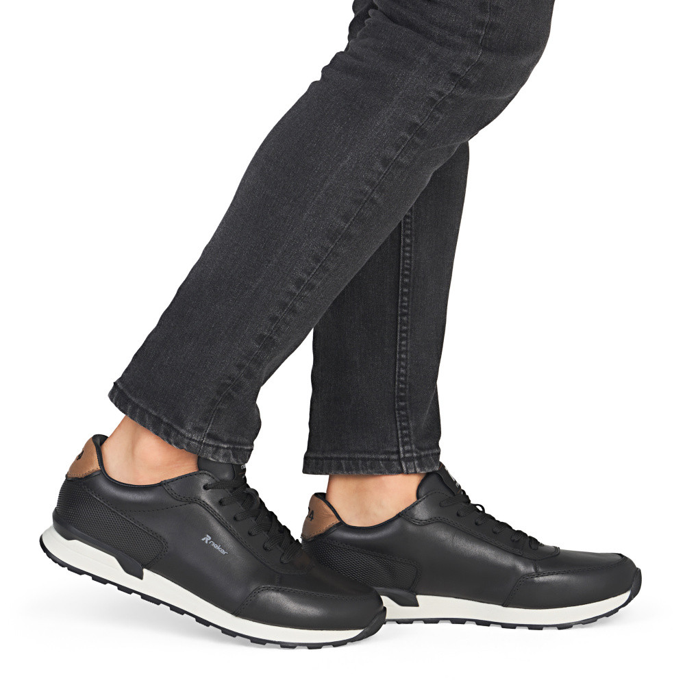 detail Pánské polobotky RIEKER U0314-00 černá S6