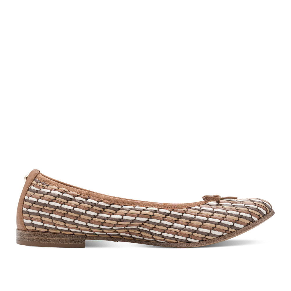 detail Dámské baleríny TAMARIS 22134-46-392 hnědá S6