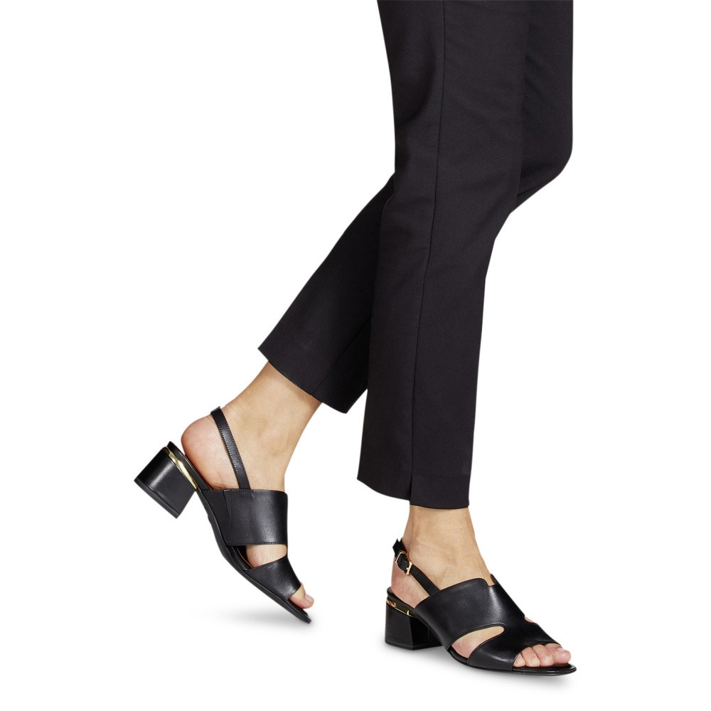 detail Dámské sandály TAMARIS 28264-26-002 černá S1