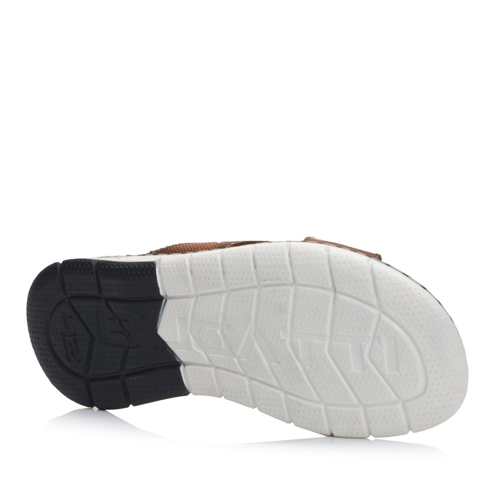 detail Pánské nazouváky BUGATTI A3281-6363 hnědá S1