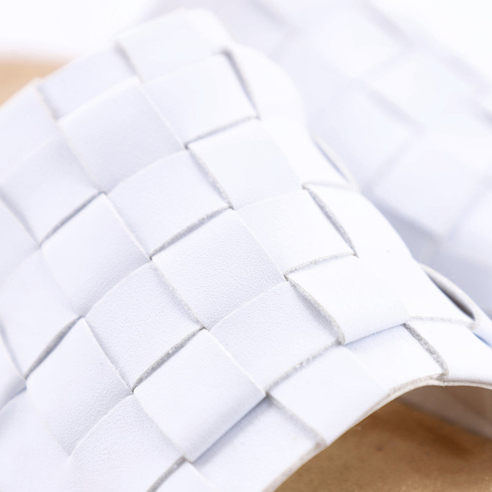 detail Dámské nazouváky RIEKER 62988-80 bílá S2