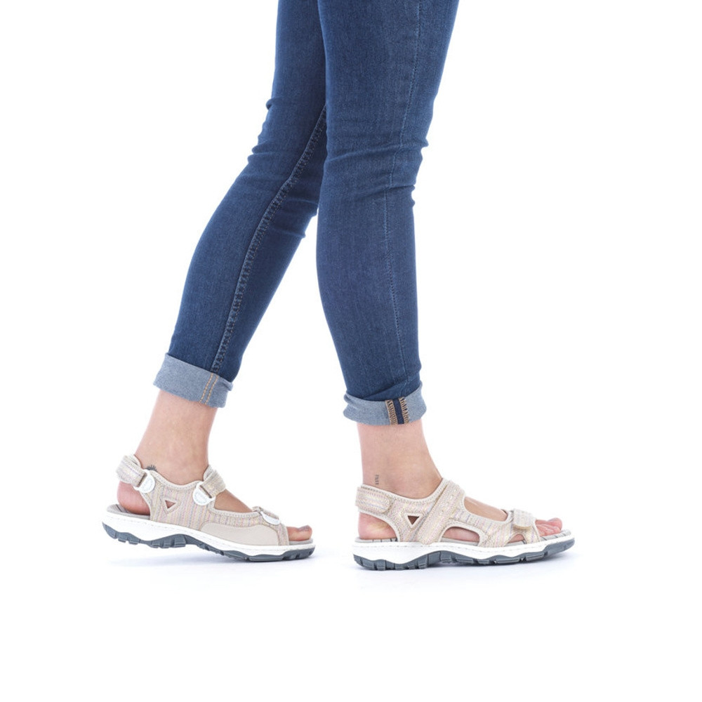 detail Dámské sandály RIEKER RIE-10201348-S2 béžová