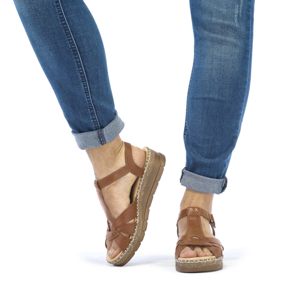 detail Dámské sandály RIEKER RIE-10201412-S2 hnědá