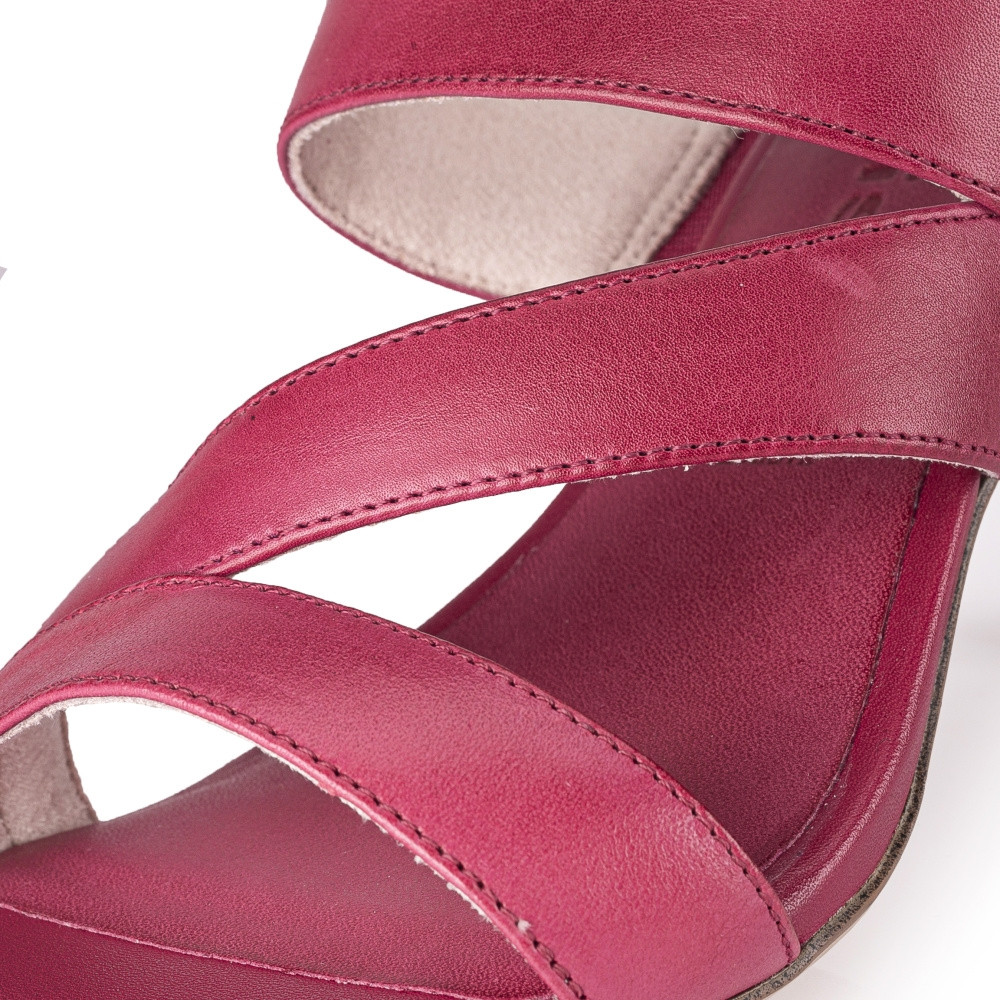 detail Dámské nazouváky TAMARIS TAM-10201515-S2 červená