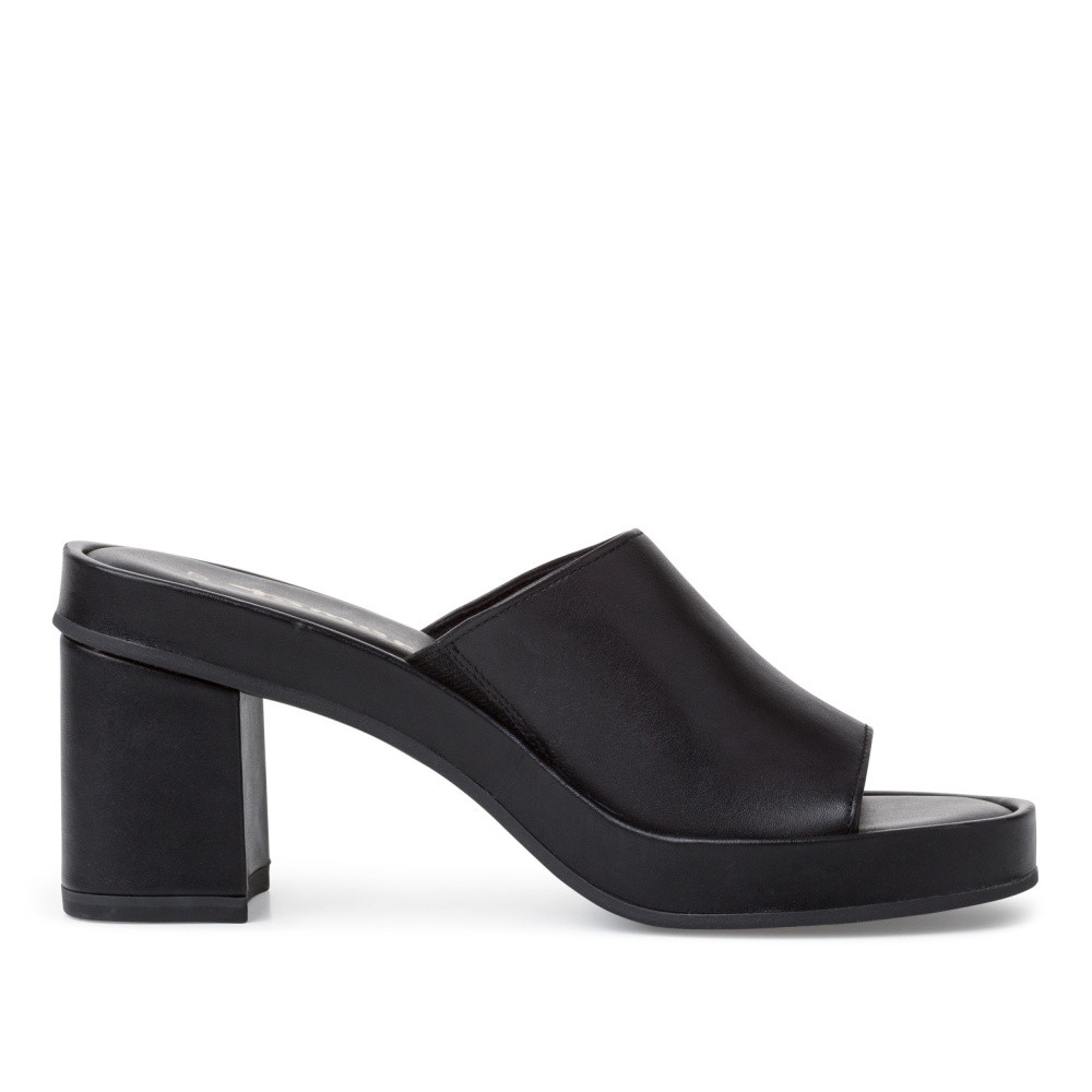detail Dámské nazouváky TAMARIS TAM-10201574-S2 černá