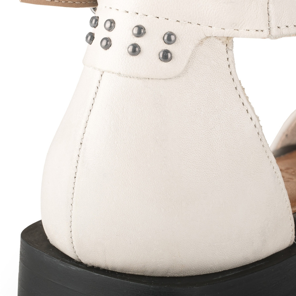 detail Dámské sandály TAMARIS 28142-28-117 bílá S2