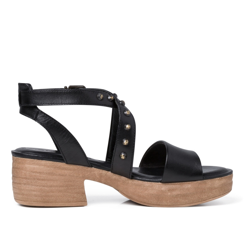 detail Dámské sandály TAMARIS 28366-38-001 černá S2