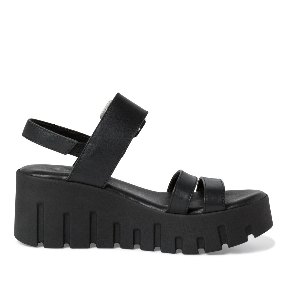 detail Dámské sandály TAMARIS 28701-28-003 černá S2