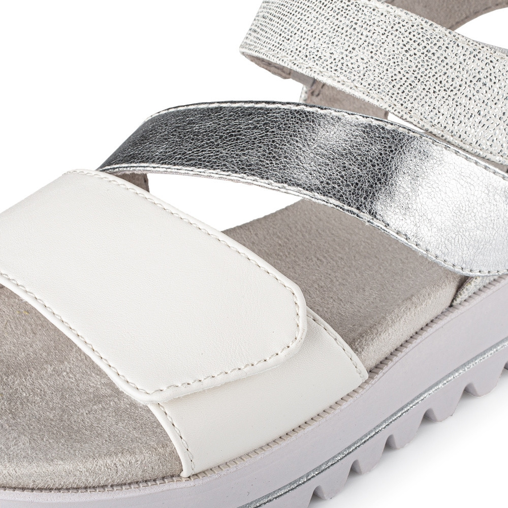 detail Dámské sandály JANA JAN-10201956-S2 stříbrná