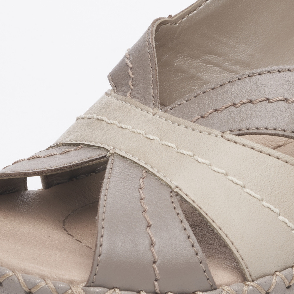 detail Dámské sandály RIEKER RIE-10202431-S3 béžová