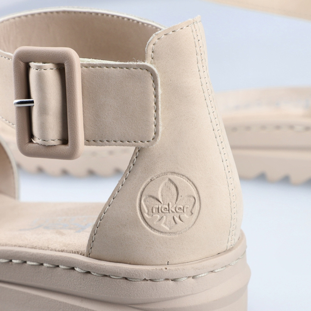 detail Dámské sandály RIEKER V4653-60 béžová S3