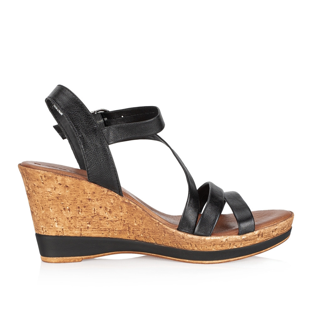 detail Dámské sandály TAMARIS TAM-10202684-S3 černá